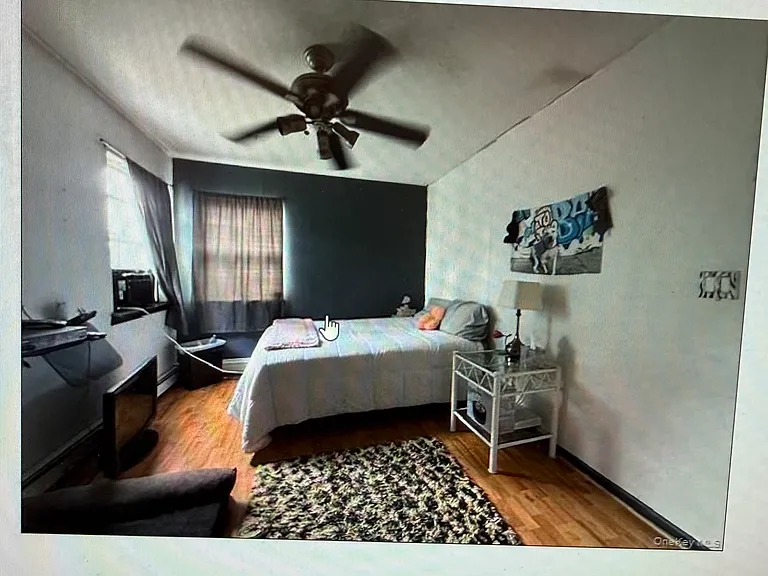 West Ave — Photo 15
