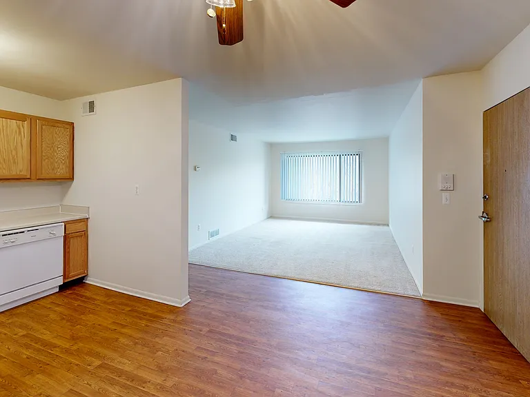 Ravine Apartments — Photo 35