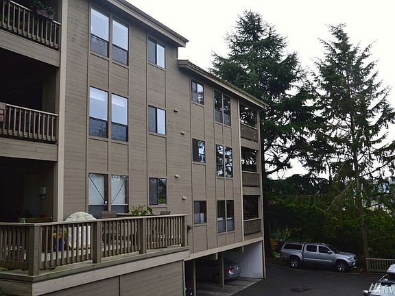 2nd image of 1914 13th Ave W APT 202