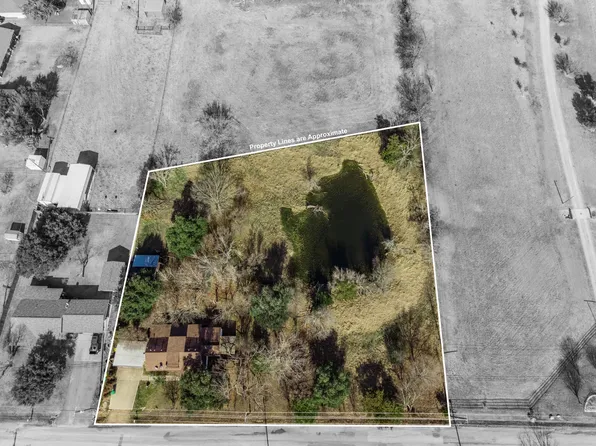 404 E Newland Dr, Robinson, TX 76706