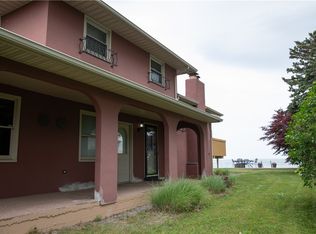 1602 Edgemere Dr, Rochester, NY 14612