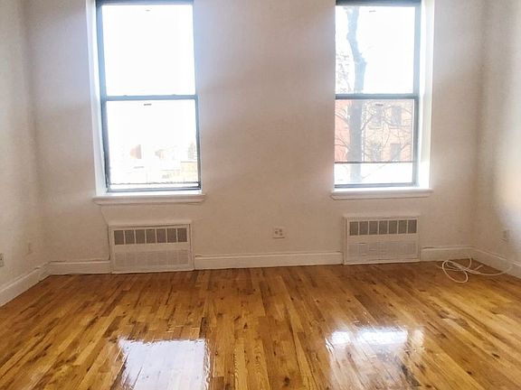 5th image of 75 W 131st St APT 2