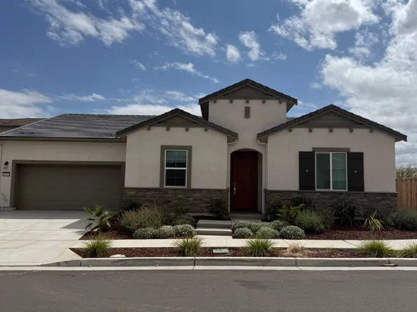 8190 Lamplight Dr, Tracy, CA 95377
