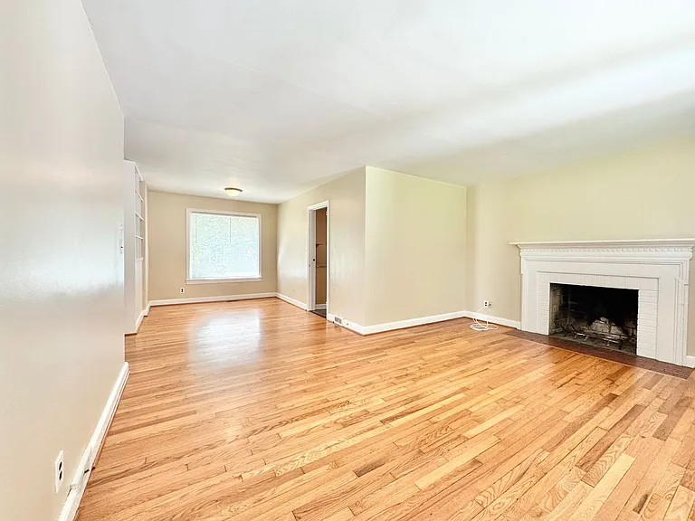 3808 Parkwood Dr — Photo 5