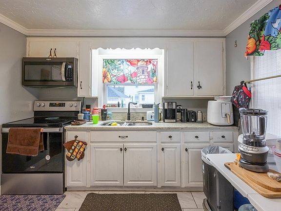 5th image of 6 Huse Rd