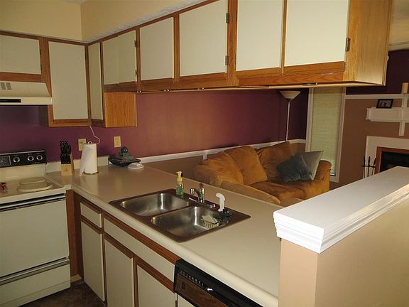 2nd image of 4008 E Eagle Bay Dr