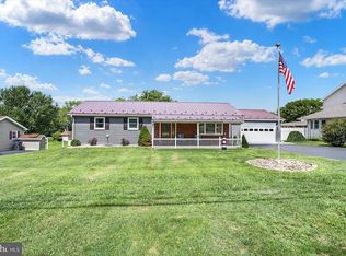 4342 Carlisle Rd, Gardners, PA 17324