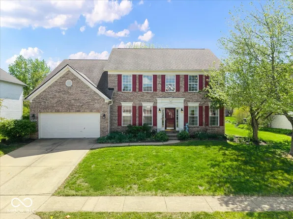 9932 Parkshore Dr, Fishers, IN 46038