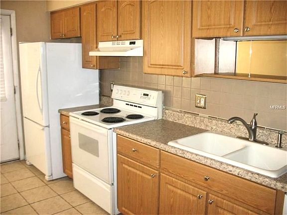 3rd image of 4519 W La Villa Ln