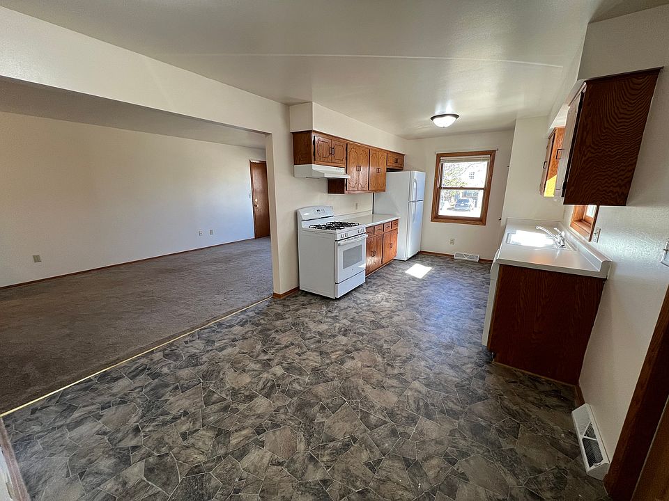 1st image of 4259 S 26th St