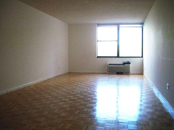 2nd image of 90 West St