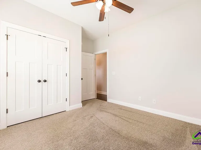 605 Adirondac Way — Photo 8