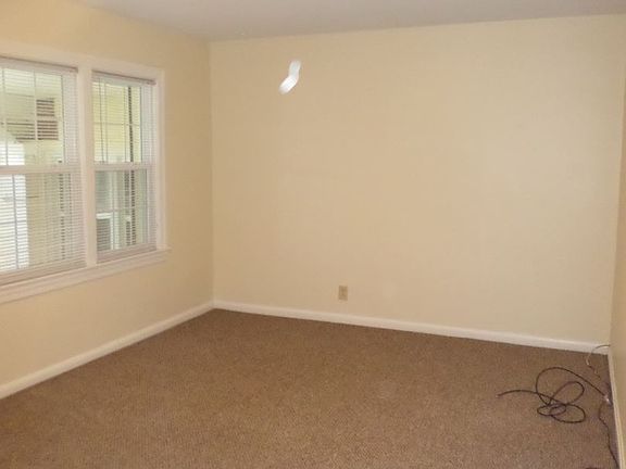 2nd image of 215 Capital Ave APT D3
