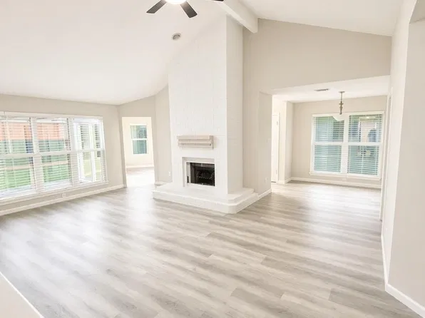 4811 Kentwalk Dr, Houston, TX 77041