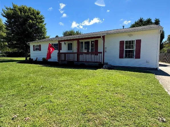 9141 Applewood Ct, Girard, PA 16417