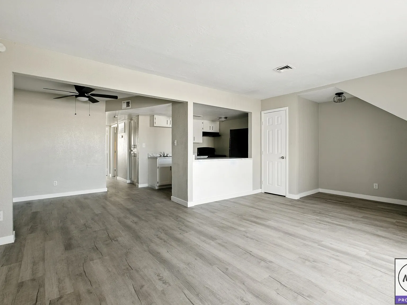 Avante Pointe — Photo 2