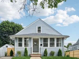 14 Ruthven St, Quincy, MA 02171