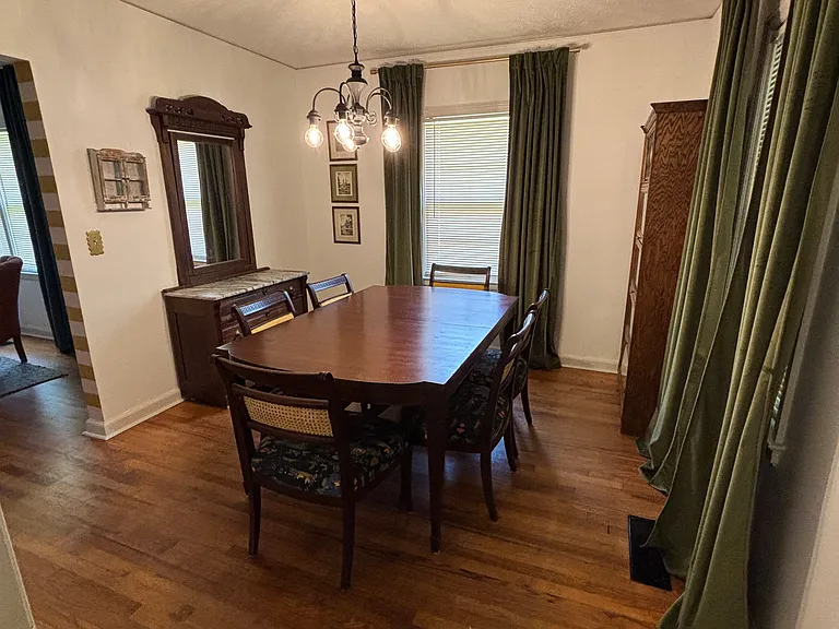 3836 Conrad Dr — Photo 9