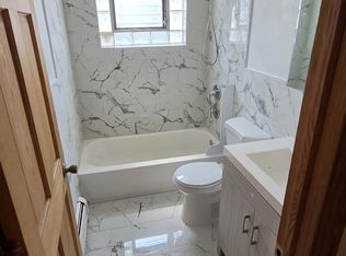 5524 N Chester Ave APT 2S, Chicago, IL 60656
