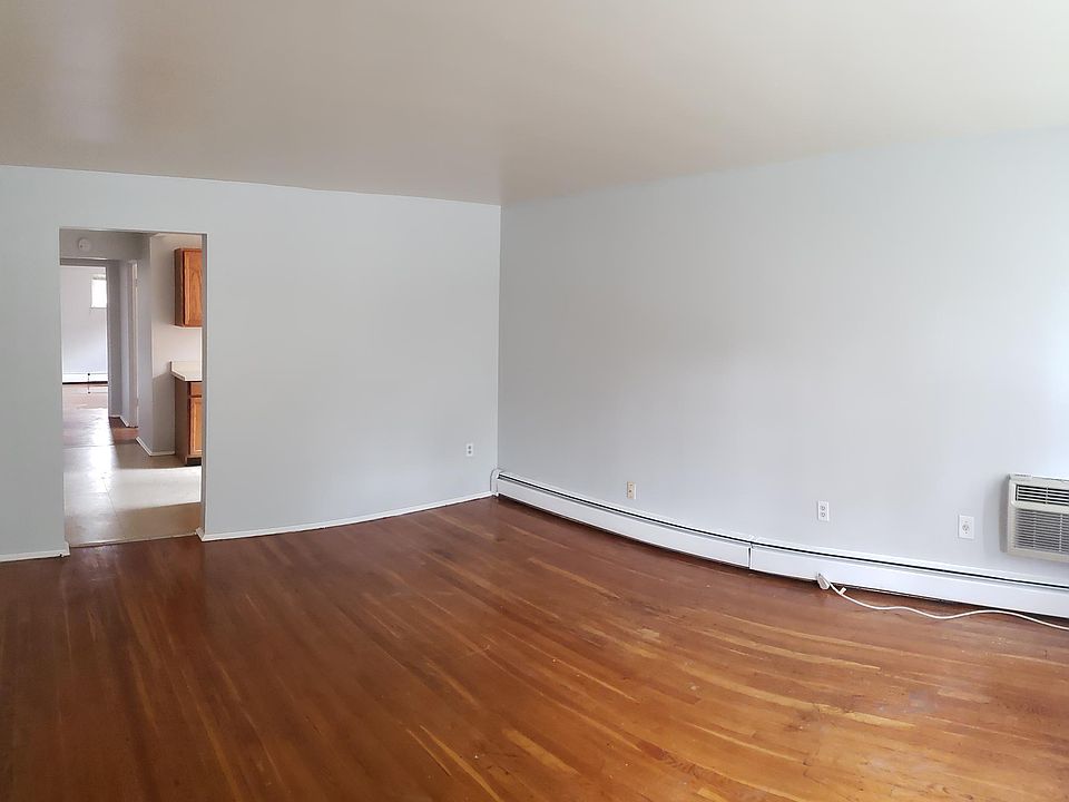 2nd image of 529 Elberon Ave APT 2