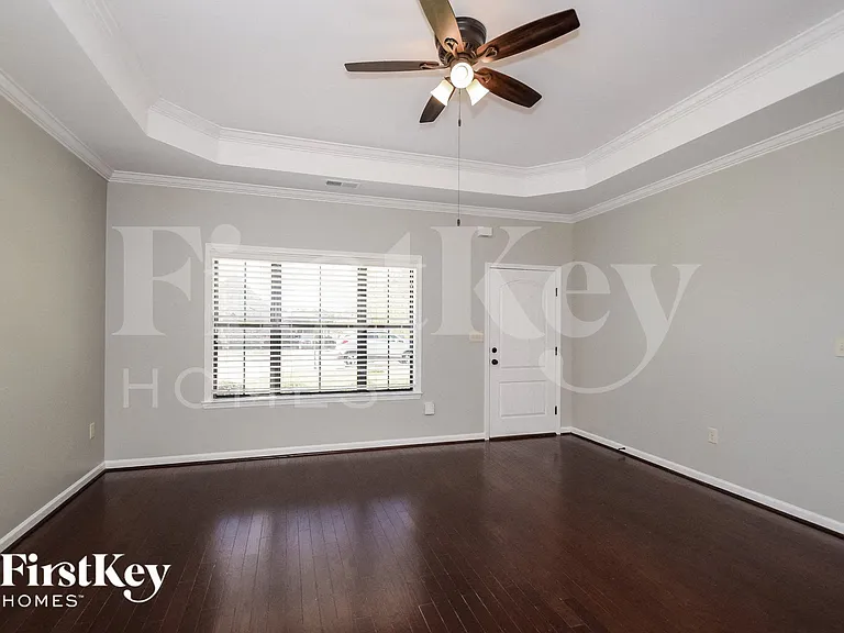 5573 Timber Leaf Trl — Photo 4