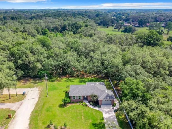 6184 Fairway Dr, Dade City, FL 33523