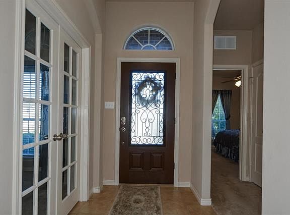 4th image of 1201 Catherine Ln