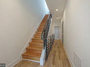 1544 S 20th St — Photo 27
