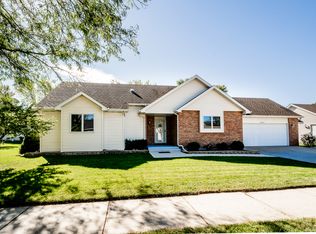 2318 Westnedge Ln, Joliet, IL 60435