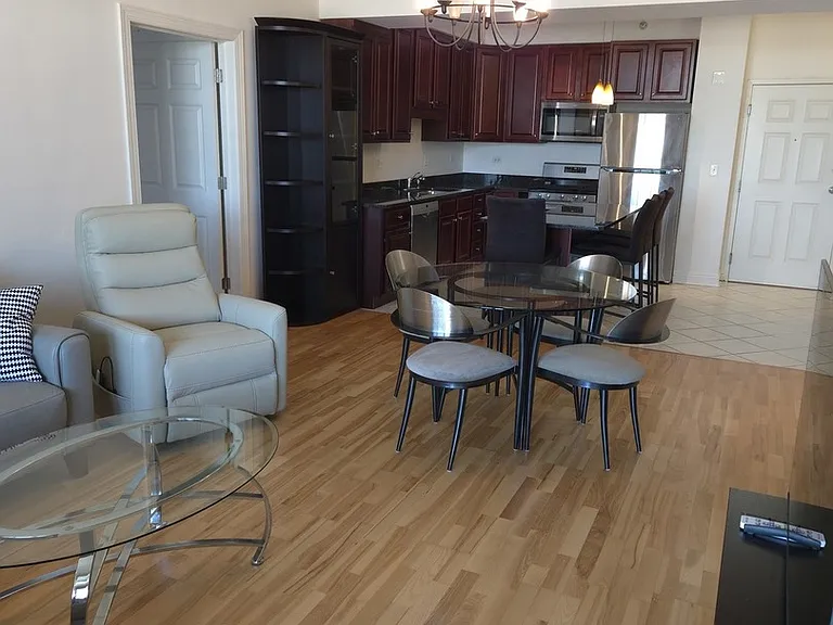 4330 N Neva Ave #305 — Photo 6