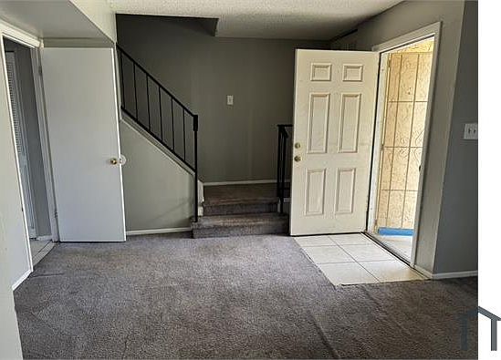 1st image of 5710 N 43rd Ln