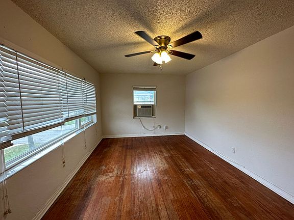 5th image of 1605 Flagler Ave APT 3