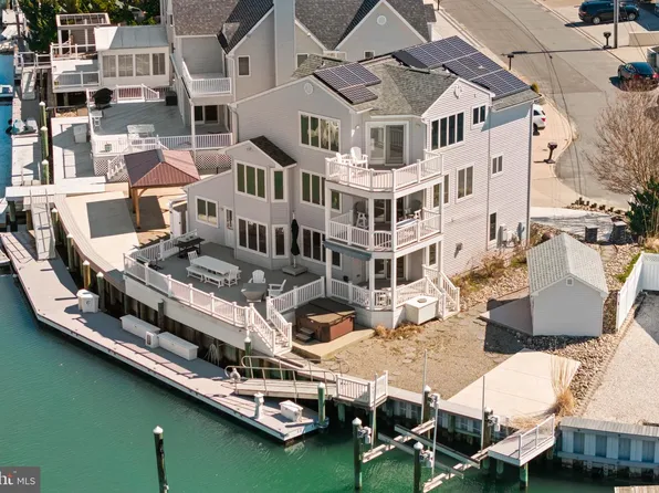 13 Sunset Blvd, Egg Harbor Twp, NJ 08403