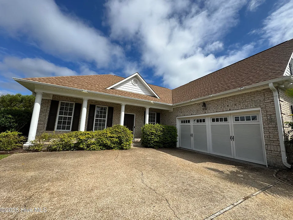 1011 Ginger Lily Way