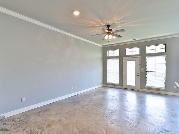 5th image of 3810 Carrera Ln