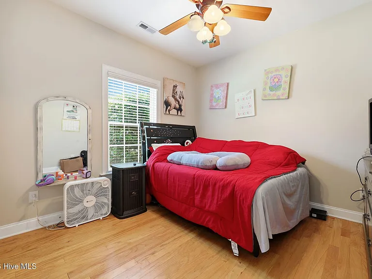 105 Moultrie Ln — Photo 24