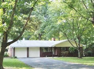 2530 Farmbrook Rd, Winston Salem, NC 27103