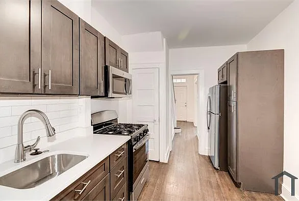 2413 Minnesota Ave SE — Photo 14