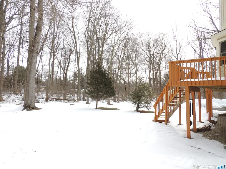 12 Cardinal Ln — Photo 32