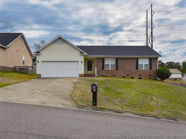 512 Ashdown Pl, Fayetteville, NC 28311