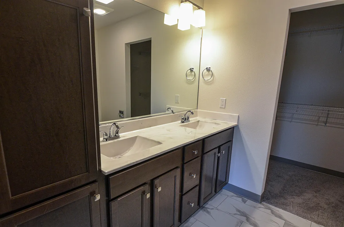 Building Photo - 1244 S G Ave #2