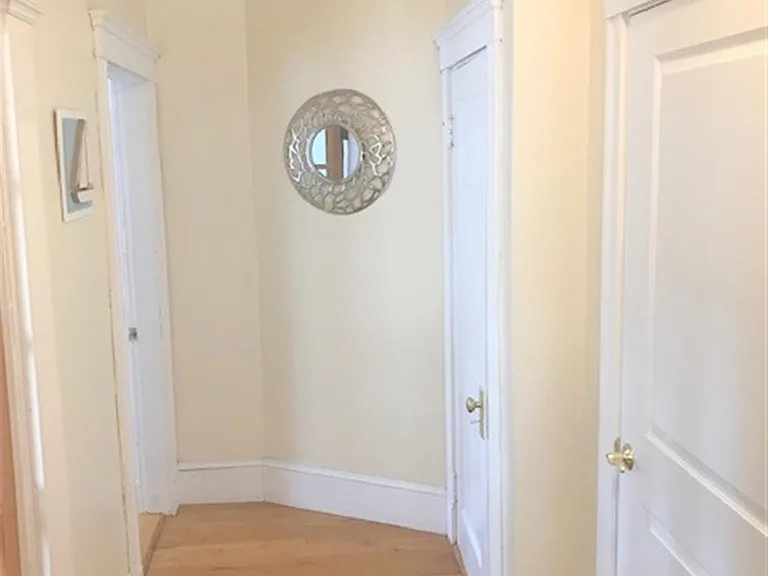 45 Pinkham Rd — Photo 3