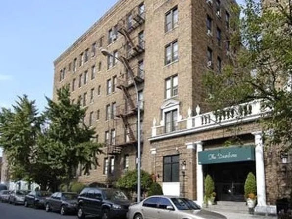 345 Montgomery Street