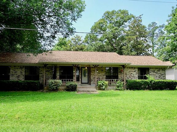2nd image of 552 Dogwood Dr