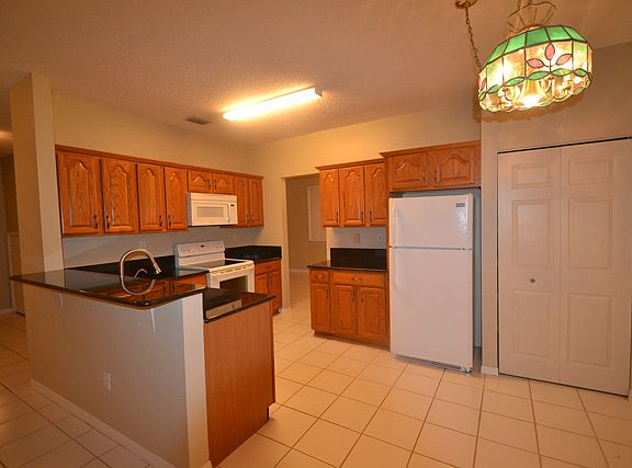 4th image of 2312 NW 162nd Ter