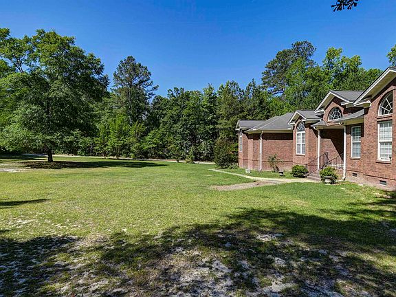 5th image of 4109 Hard Scrabble Rd