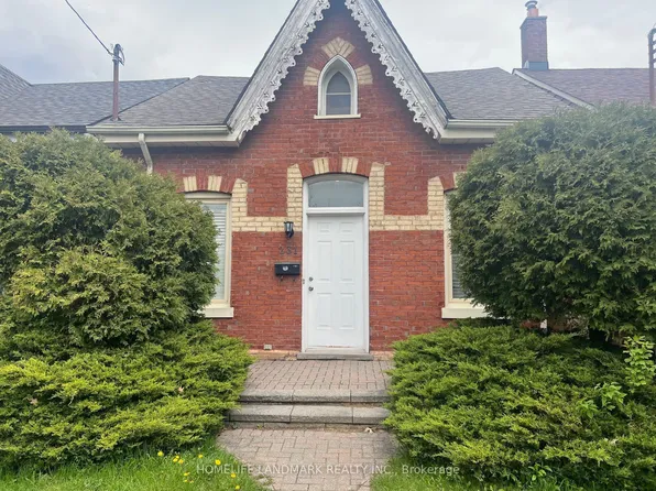 231 Clinton St, Toronto, ON M6G 2Y4