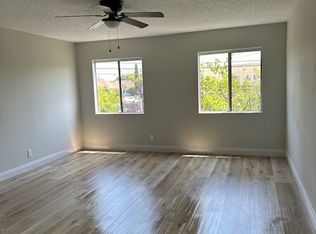 4265 S Hoover St APT 1, Los Angeles, CA 90037