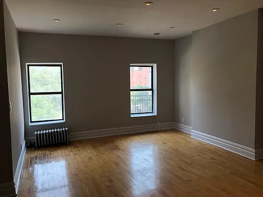 Rented by Friedman Roth Realty | media 17