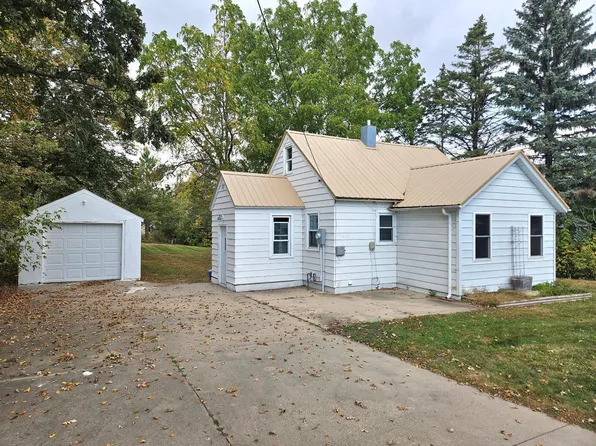 1008 Meadowlark Dr SW, Alexandria, MN 56308